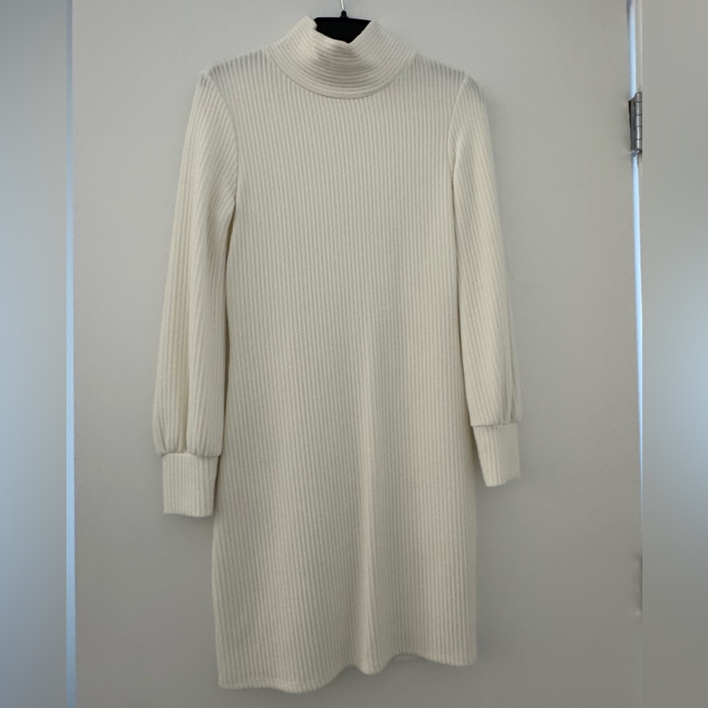 Chic Cream Ribbed Long Sleeve Dress